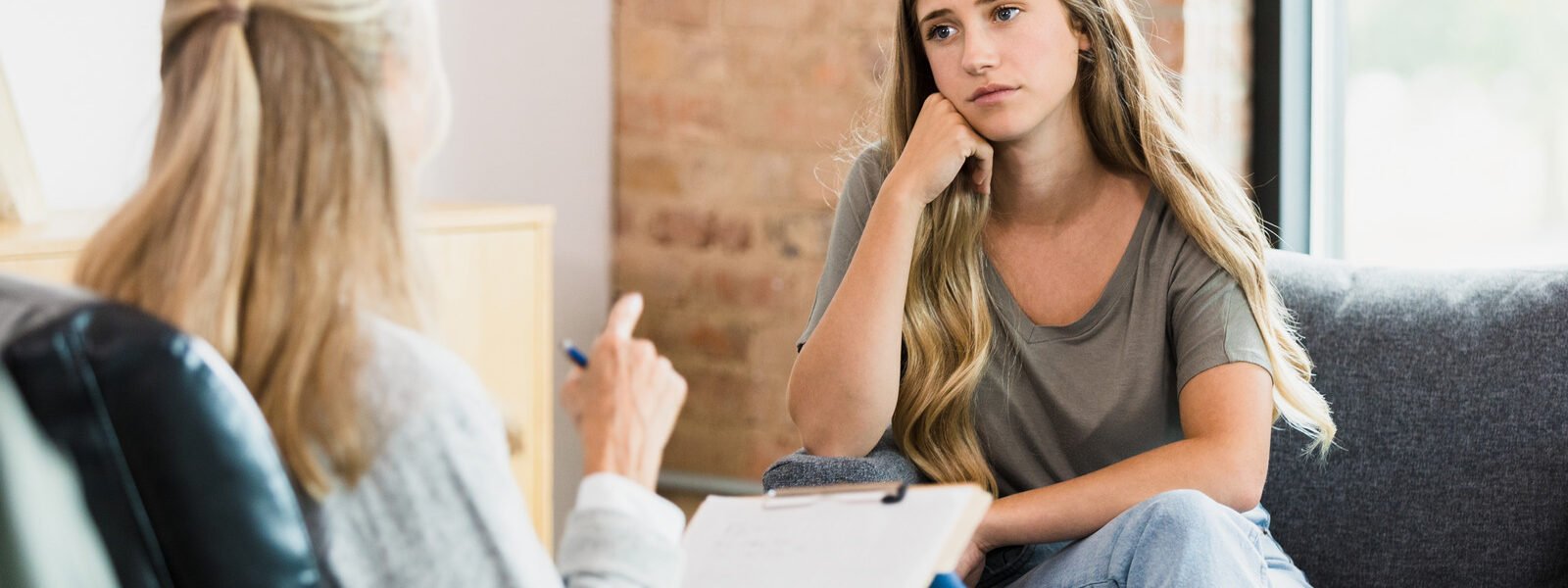 Expert Advice On How To Break Up With Your Therapist - Health Digest