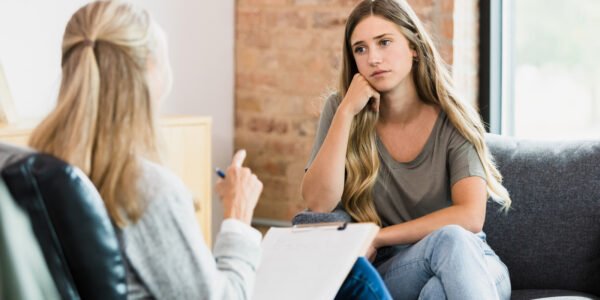 Expert Advice On How To Break Up With Your Therapist - Health Digest