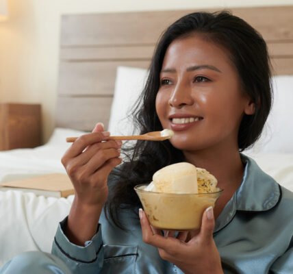Is Ice Cream The Secret To Soothing A Sore Throat? What The Science Says - Health Digest