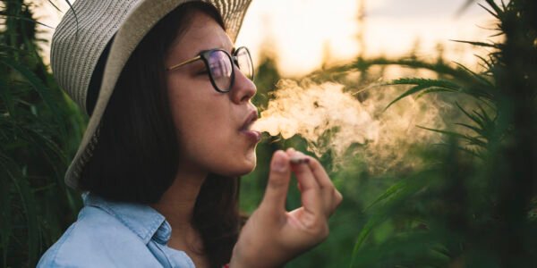 Serious Signs That You're Allergic To Marijuana - Health Digest