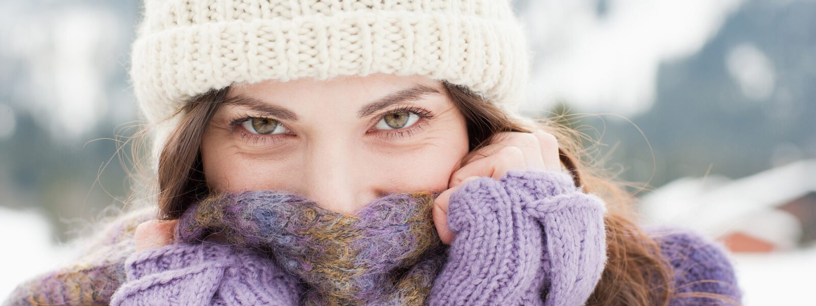 What It Means When Cold Weather Makes Your Teeth Hurt - Health Digest