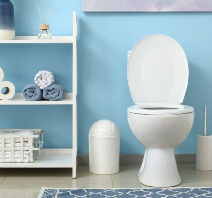 What It Means When Your Poop Doesn't Smell - Health Digest