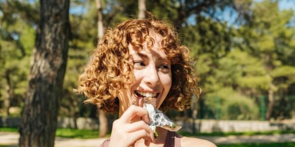 Our Nutritionist Weighs In On The Healthiest Protein Bars You Can Buy At The Grocery Store - Health Digest