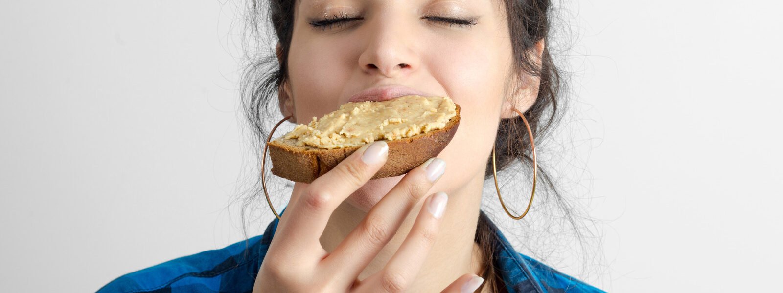 What Happens To Your Skin When You Eat Peanut Butter Every Day - Health Digest