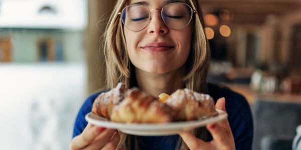 The 3 Worst Eating Habits For Your Brain Health, According To Our Expert - Health Digest