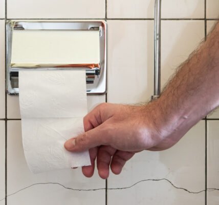 Medical Diagnoses That Require Swabbing Your Own Poop - Health Digest