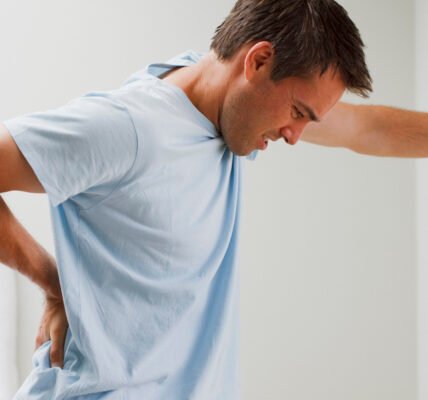 Signs Your Back Pain Is Actually Prostate Cancer - Health Digest