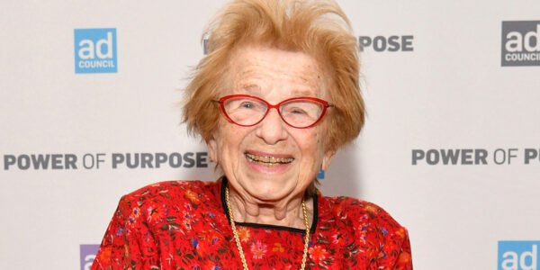 Tips For A Healthy Sex Life As You Age, According To Dr. Ruth - Health Digest