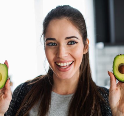What Happens To Your Muscles When You Eat Avocado Every Day - Health Digest