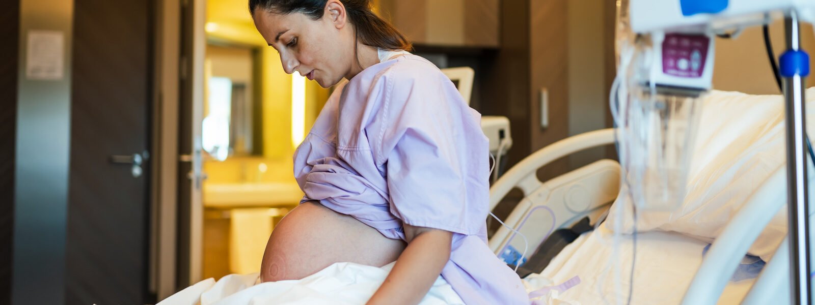 When Is It Too Late To Ask For An Epidural? Here's What An Expert Has To Say - Health Digest