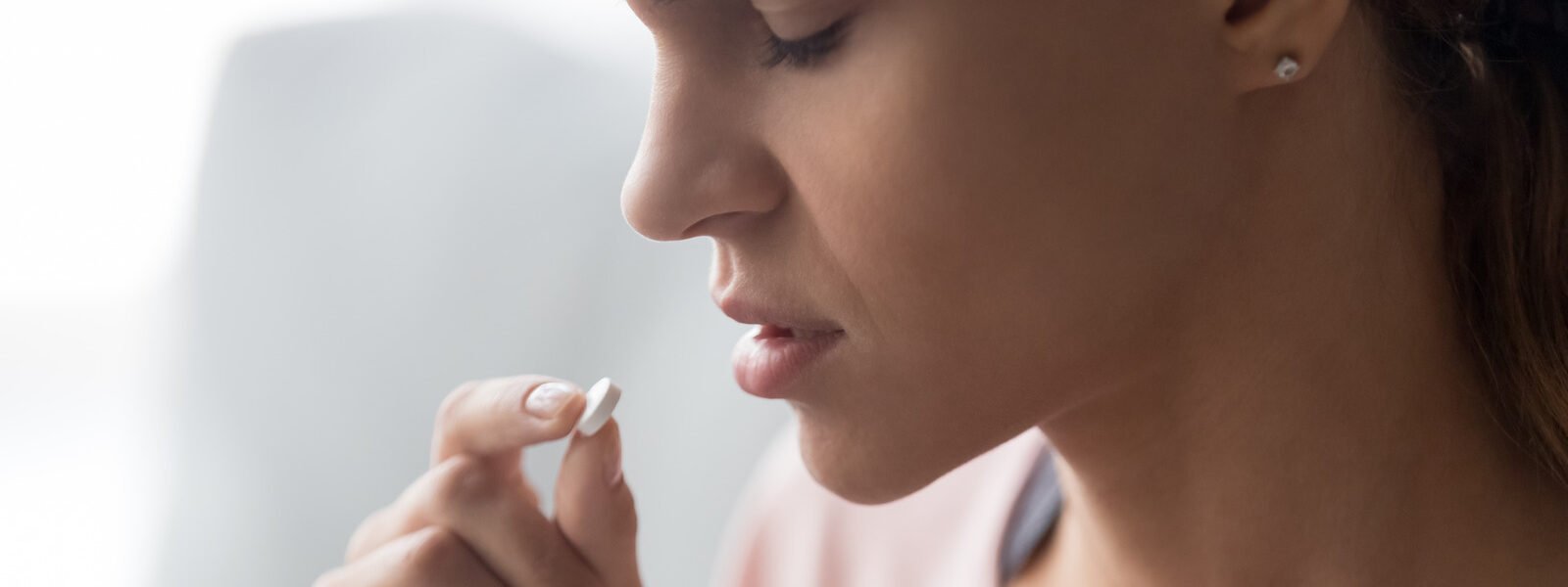 Taking Ibuprofen Might Be A Bad Idea If You Have This Common Medical Condition - Health Digest