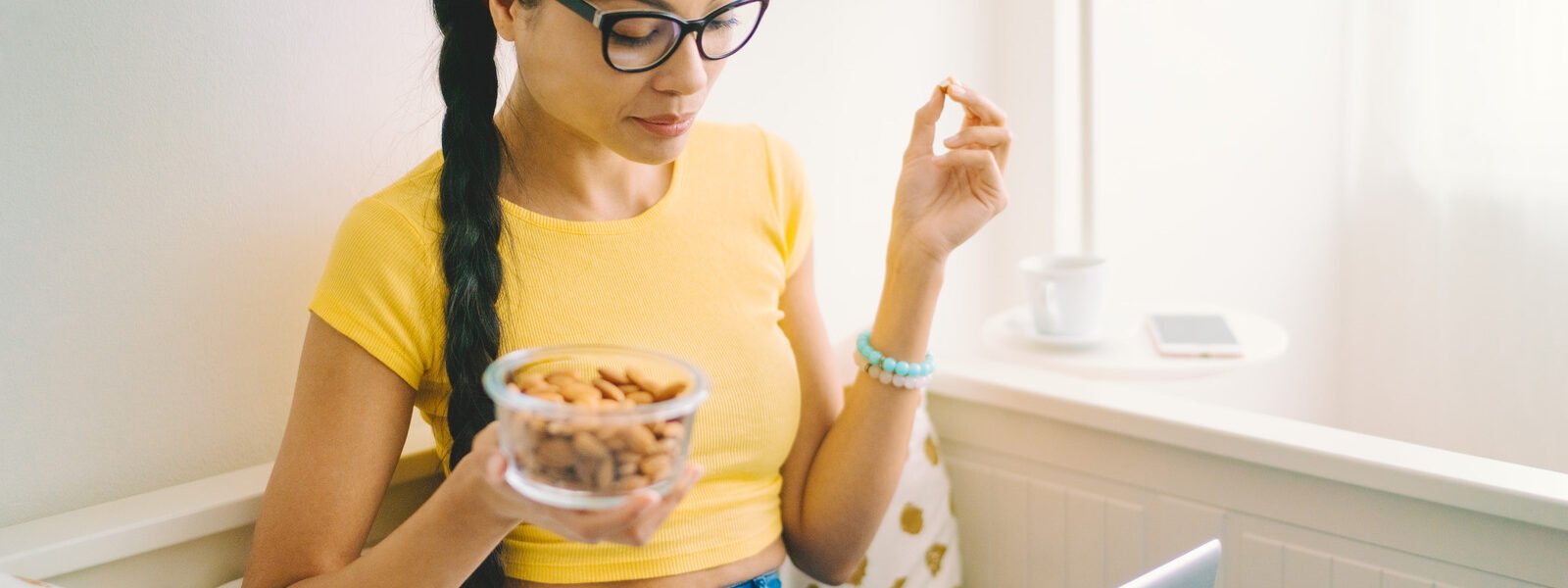 What Happens To Your Blood Pressure When You Eat Almonds Every Day - Health Digest
