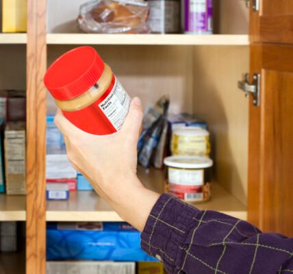 Why You Should Think Twice Before Storing Peanut Butter In Your Pantry - Health Digest